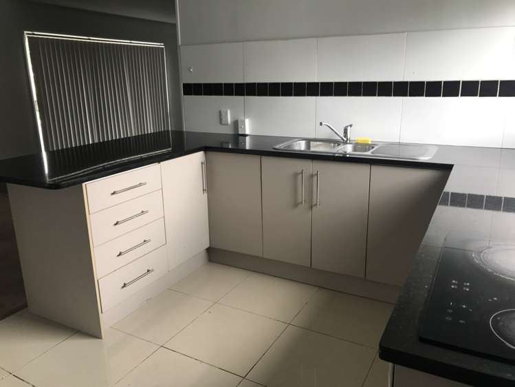 2 Cramond Drive Mangere East_7