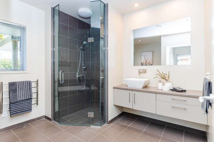 102 Lake Road Frankton_21