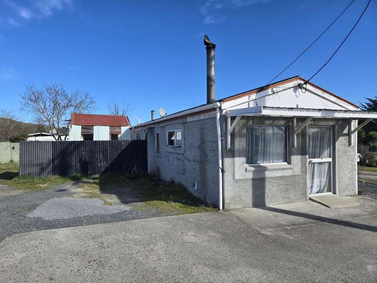 18 Water Street Kaitangata_20