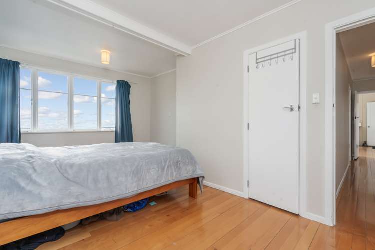 6 Glen Marine Parade Glendene_15