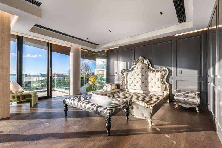 92 Paritai Drive Orakei_26