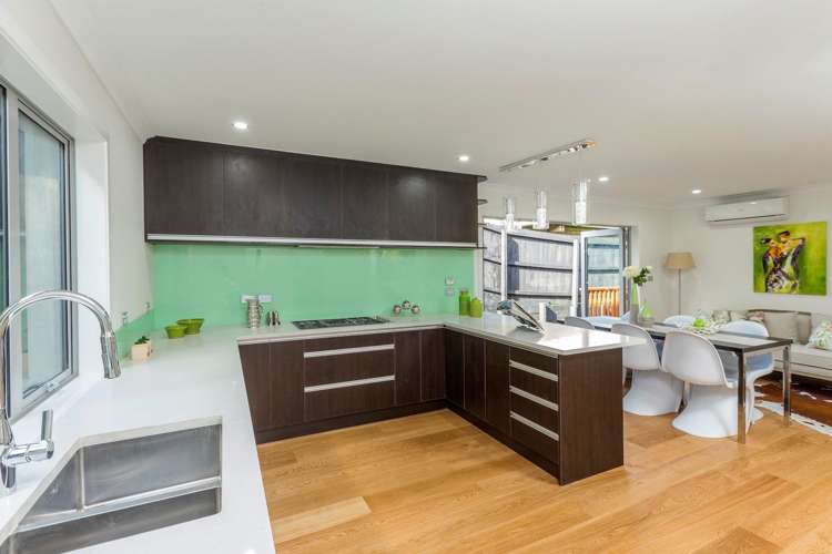 252a Whitney Street Blockhouse Bay_9