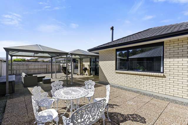 16A Sunstone Crescent Brown Owl_2