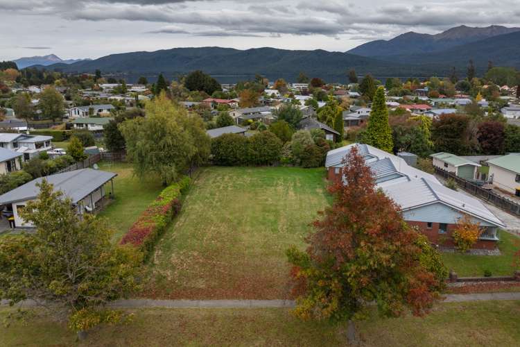 60 Luxmore Drive Te Anau_5