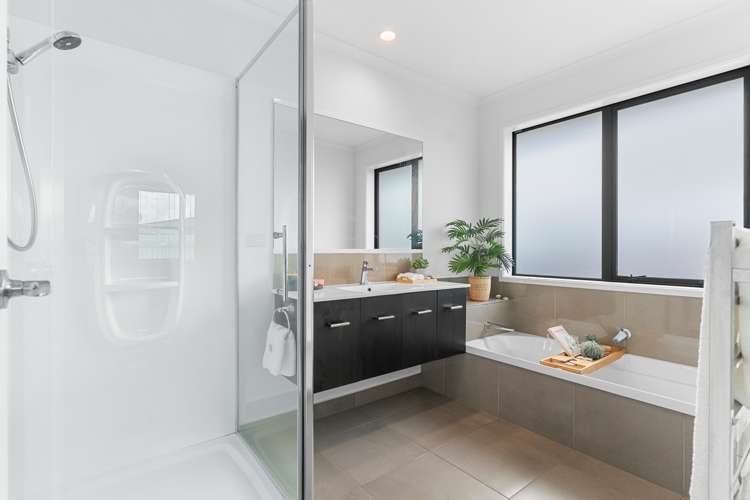 20 Kowi Lakes Drive One Tree Point_10