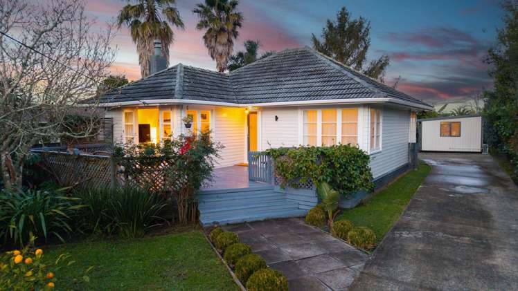 9 Devon Street Te Atatu South_23