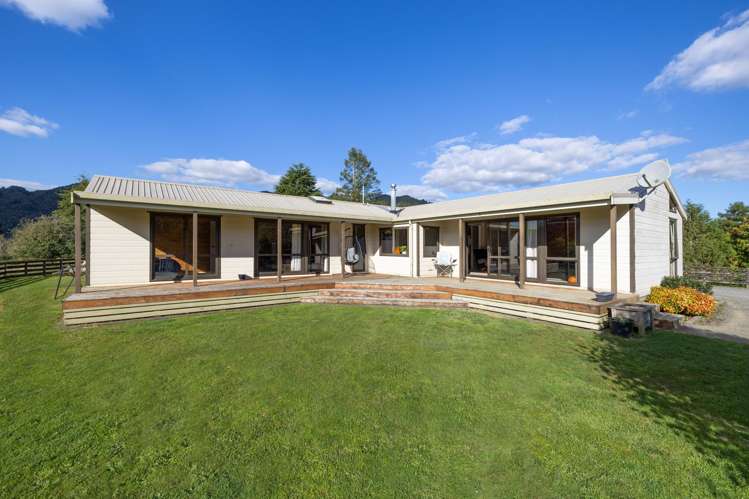 1221 Waitewhena Road Taumarunui_41