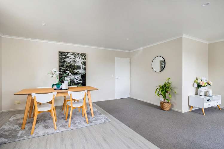 28 Misty Valley Drive Henderson_9