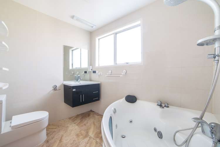 29 Clyma Place Massey_9