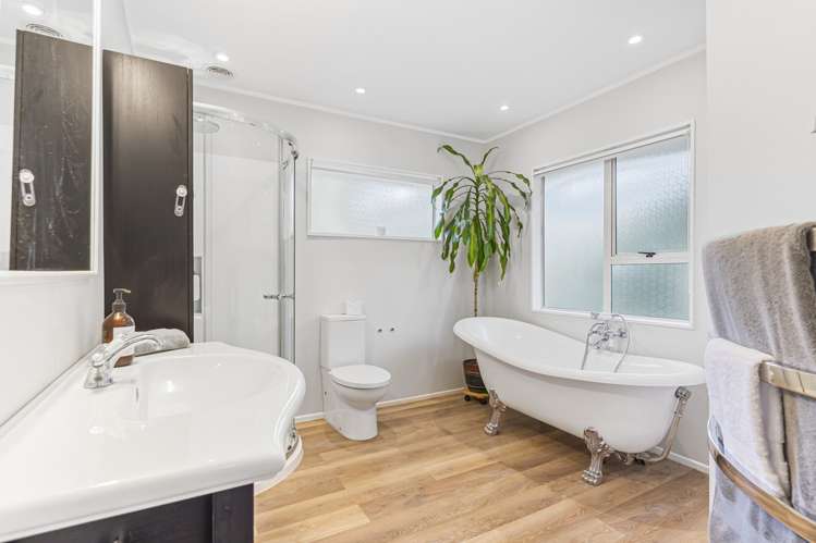 1/25 Cresta Avenue Beach Haven_14