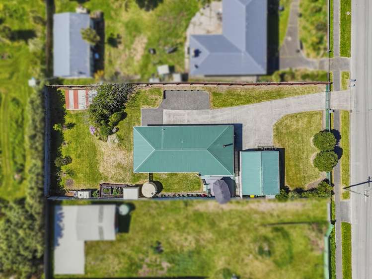 15 Muaupoko Street Hokio Beach_22