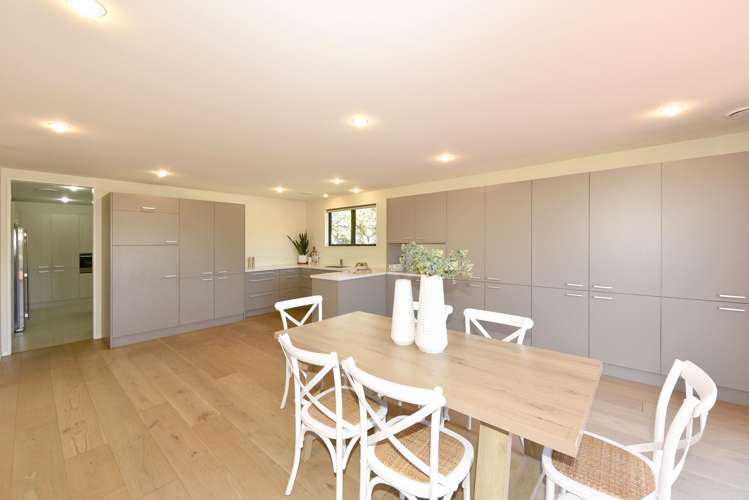 72 Awatea Road Hornby_13