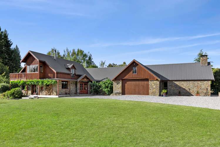 173 Camp Hill Road Albert Town_13