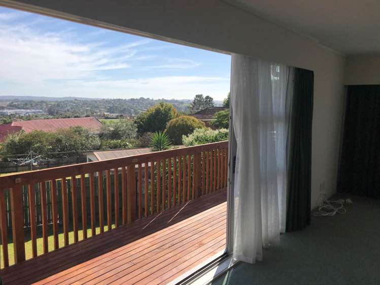 40 Royal Road Massey_7