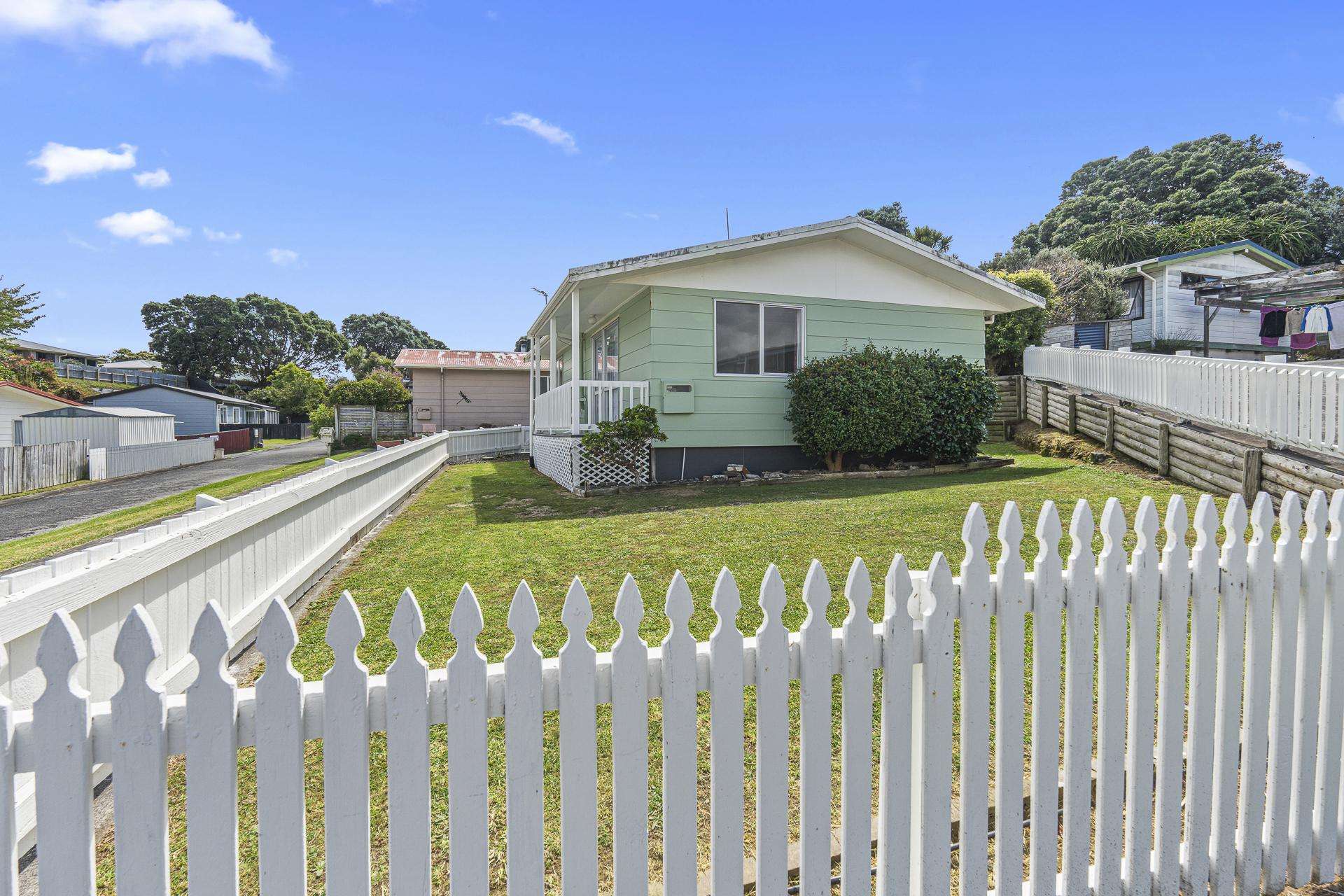 1/25 Tahurangi Place Spotswood_0