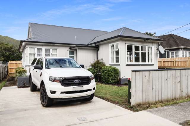 3 Bedrooms in Naenae