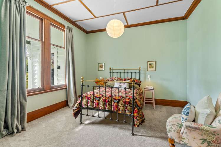 28 Harrington Street Lawrence_8