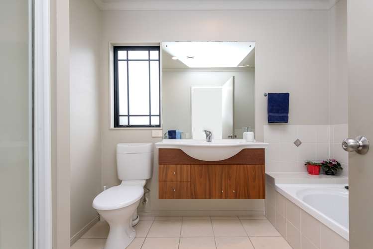 3 Carousel Crescent East Tamaki Heights_15