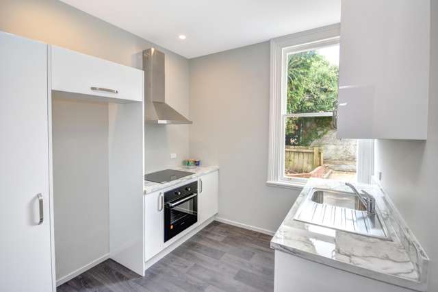 MODERN CENTRAL LIVING