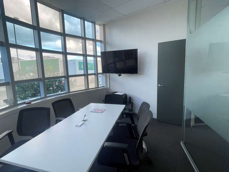 Unit 4S/20 Central Boulevard Silverdale_2