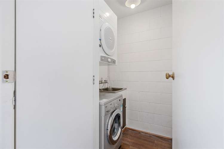 2/40 Longfellow Street Sydenham_11