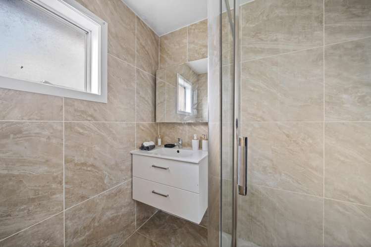 24 Bingara Place Mangere_12