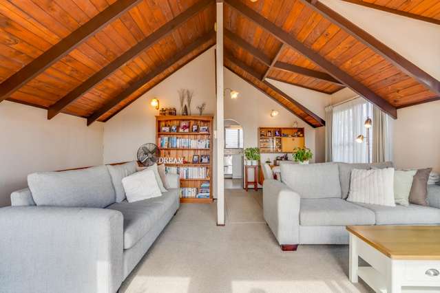 25A Fairclough Road Beach Haven_4