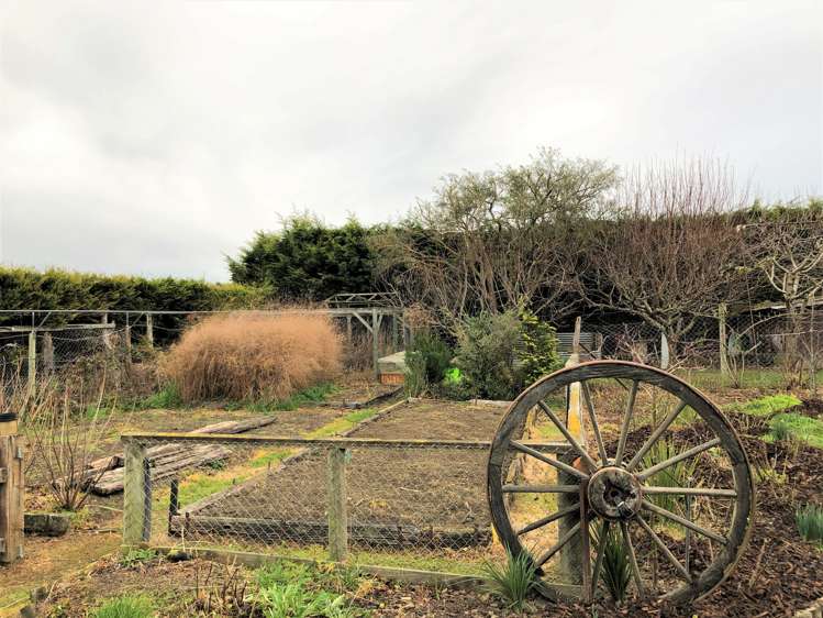 87 Formby Street Outram_15