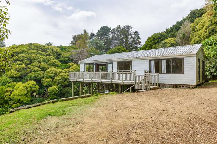 37c Ocean Road Surfdale_18