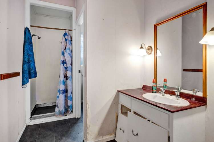 93 Swansea Road Stratford_18