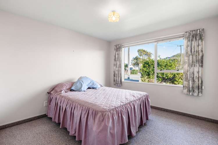 1 Karina Crescent Redwoodtown_16