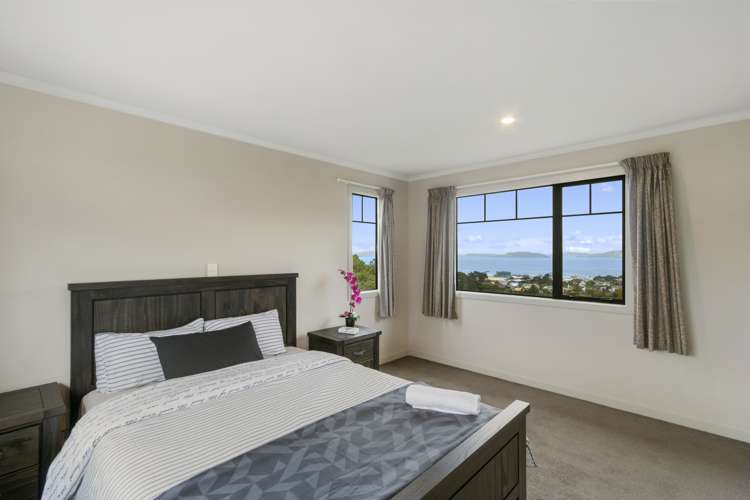 49 Dowse Drive Maungaraki_13