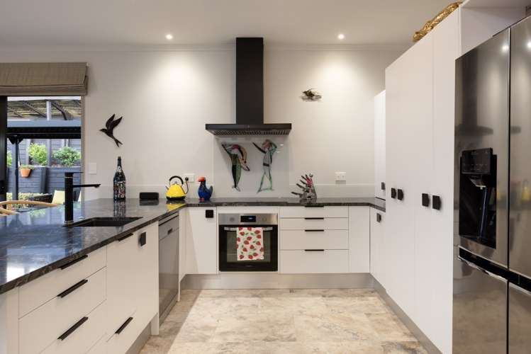 208 Castlewold Drive Bethlehem_14