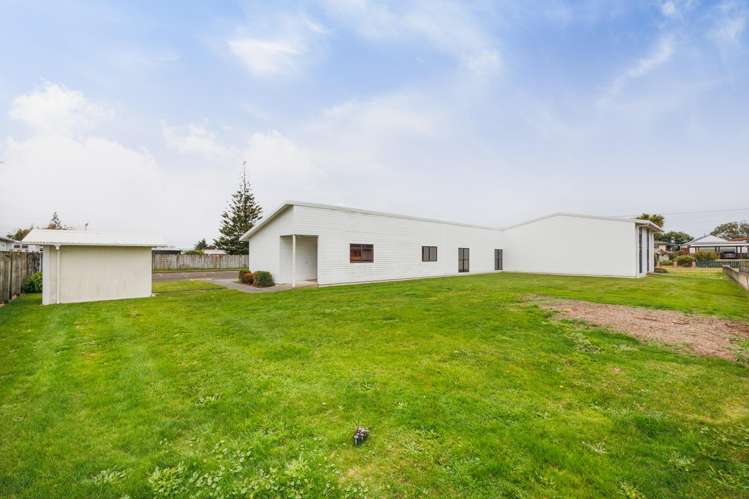 33 Cook Street Foxton_32