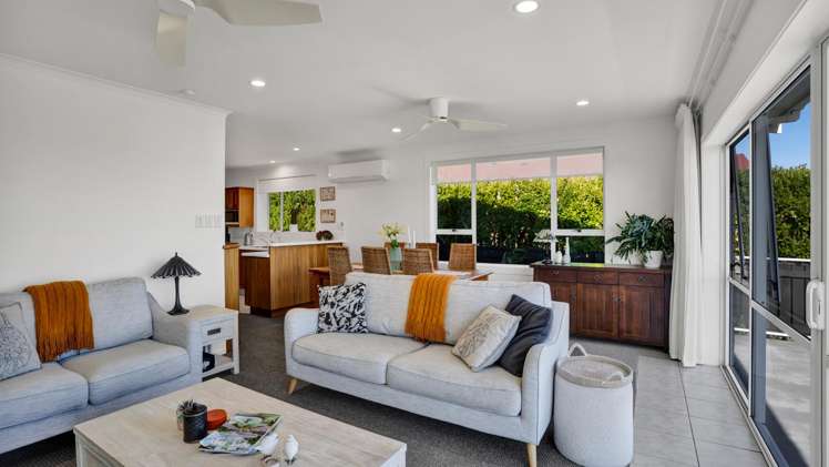 13B Hine Street New Plymouth_10