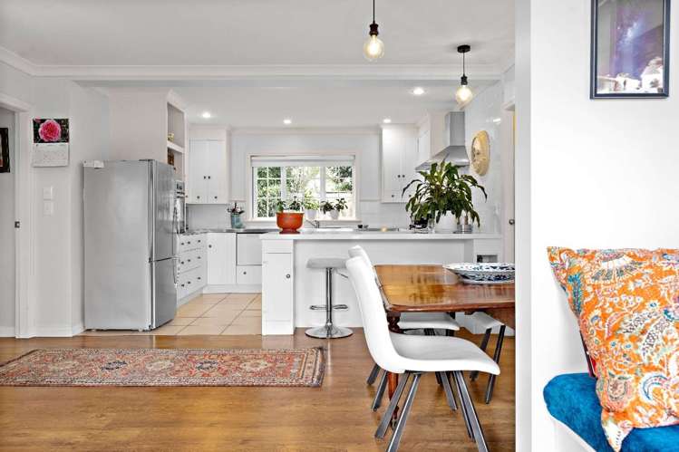 183A High Street Carterton_13