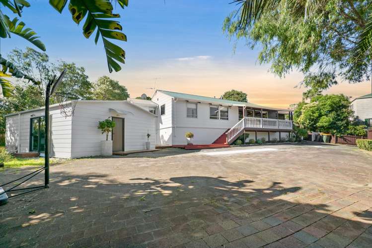 26 Eugenia Rise Totara Heights_18