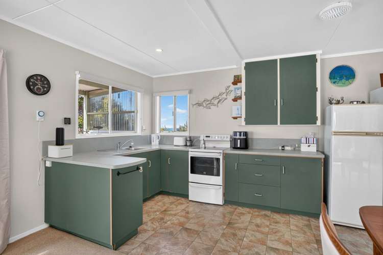 6575 Pouto Road Pouto_12
