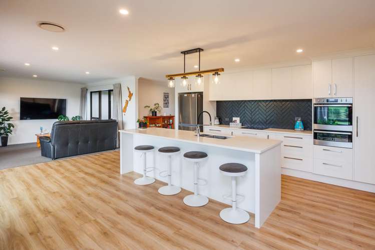 18 Robbie Lane Ashhurst_3