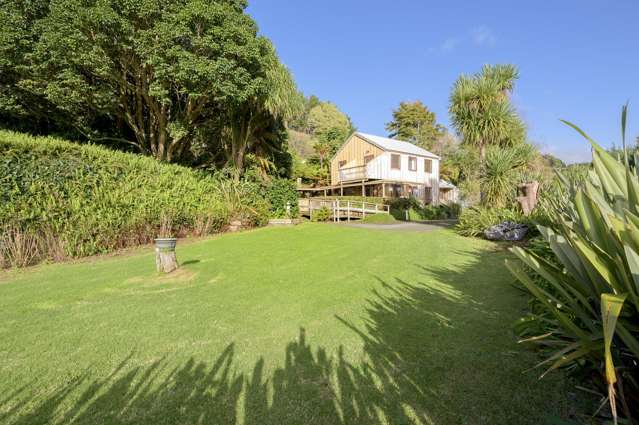 Ocean views, country charm and space