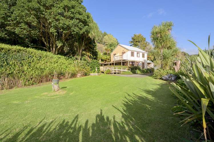 251 Reid Road_0