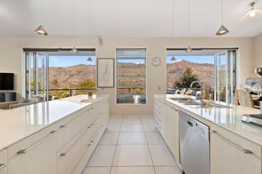 169 Plantation Road_3