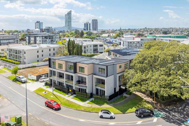 Introducing Your New Sanctuary in Takapuna