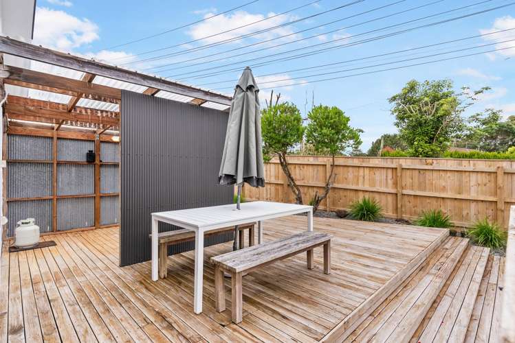 2/141 Verbena Road Birkdale_18