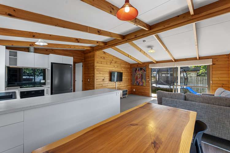 2/18 George Street Papakura_9