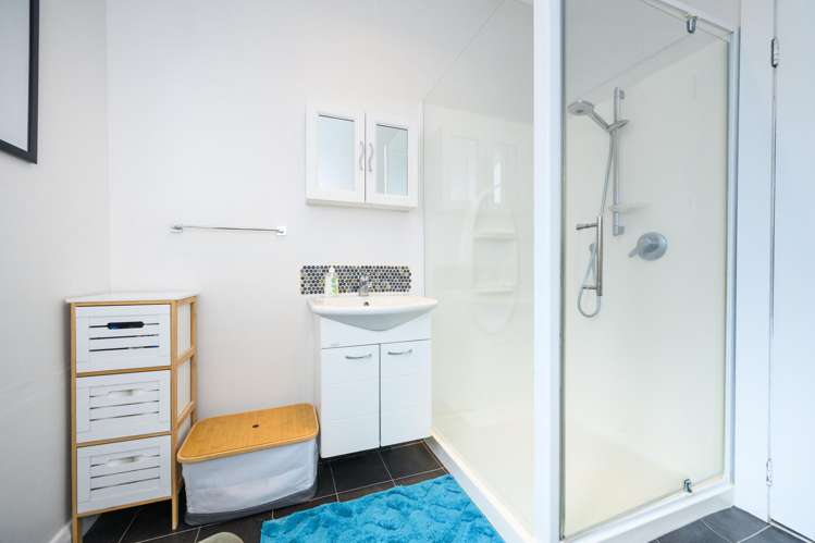 351 Tremaine Avenue Takaro_9