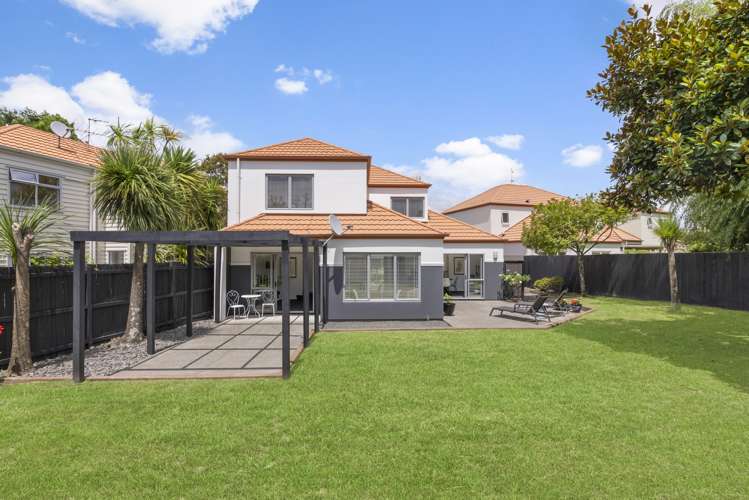 16 Chettle Court New Lynn_19