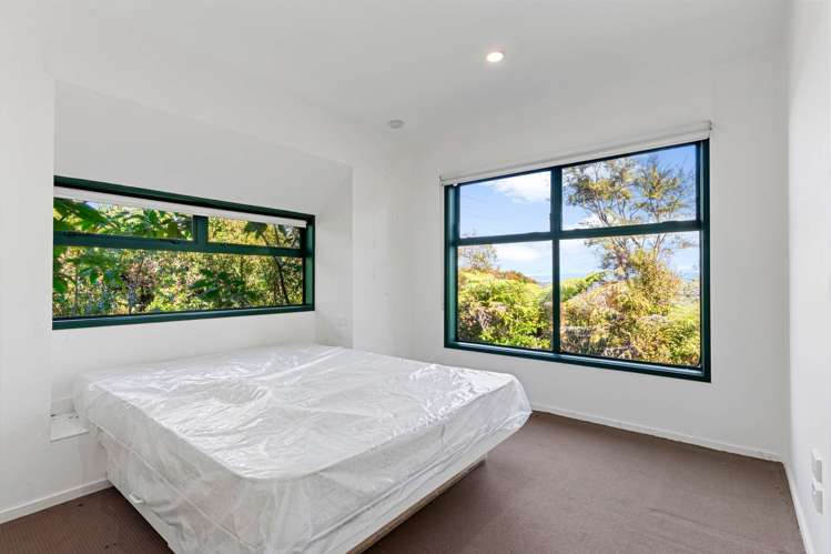 71 Attwood Road Paremoremo_21