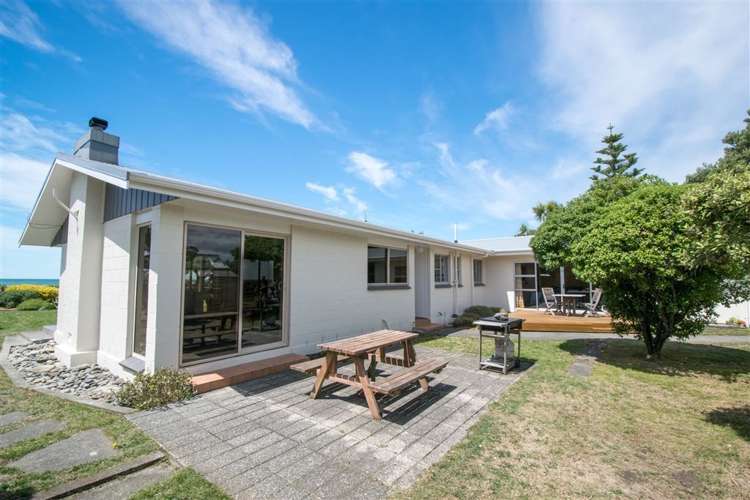 48 Rarangi Beach Road Rarangi_11