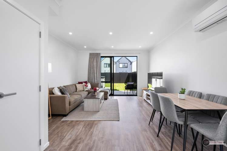 33 Leo Waikari Crescent Wallaceville_6